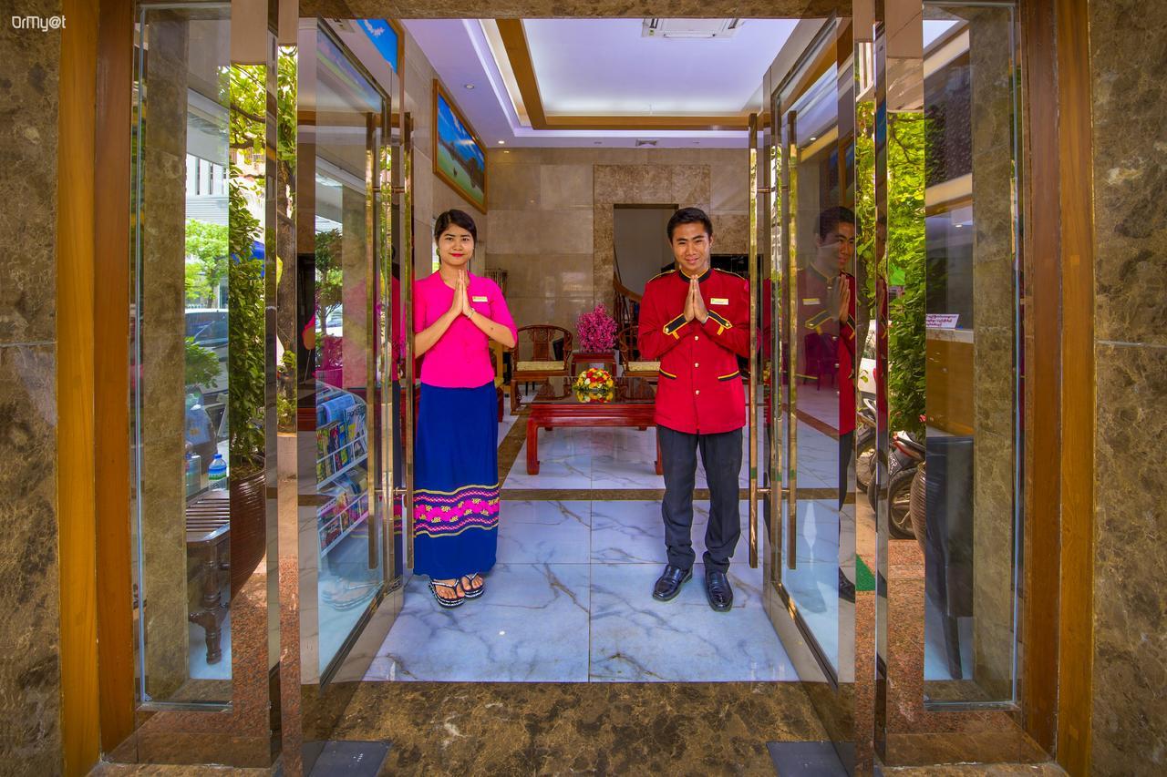 Unity Hotel Mandalay Buitenkant foto