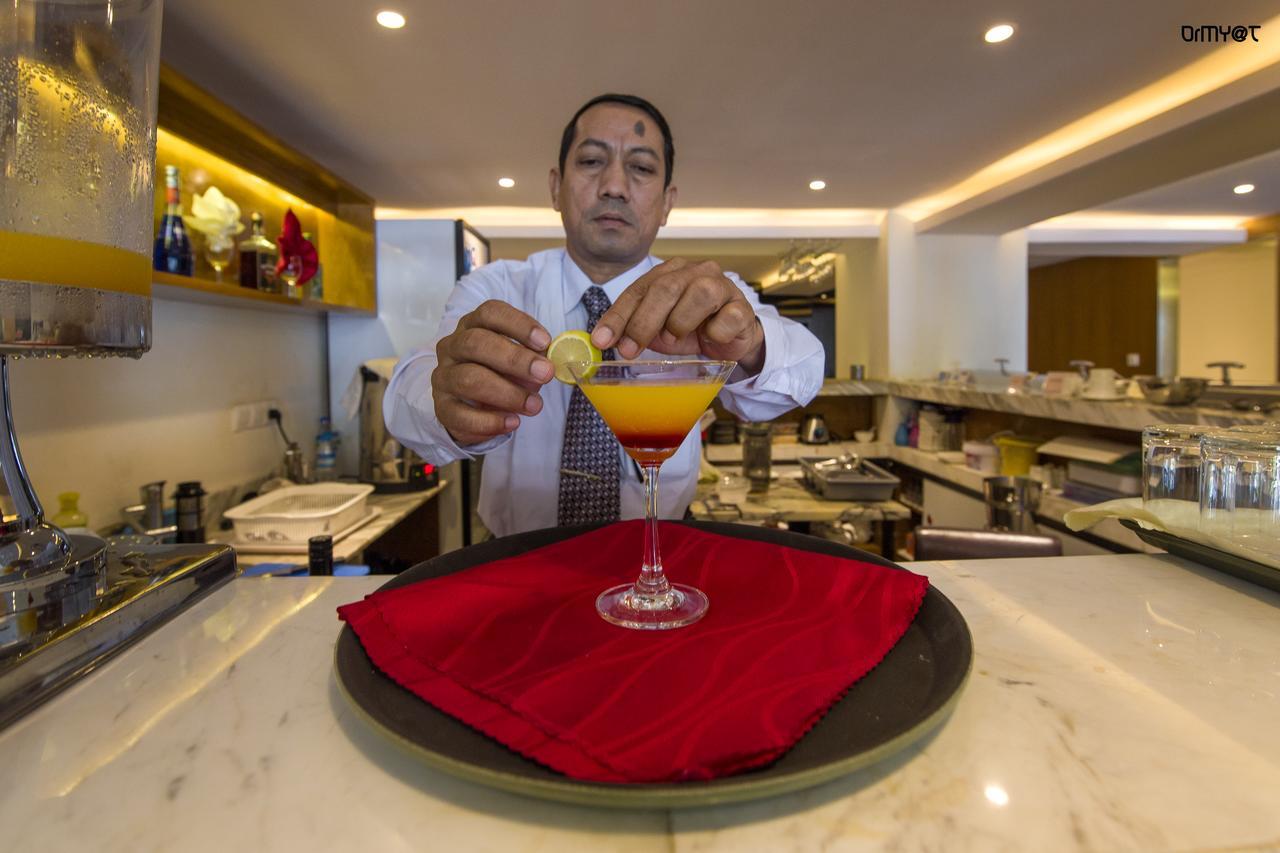Unity Hotel Mandalay Buitenkant foto